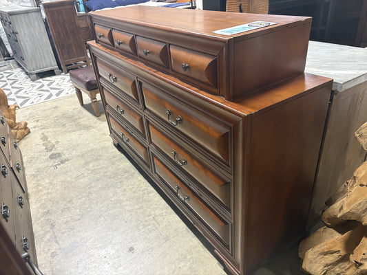 Lincoln Collection Dresser  | Scratch & Dent